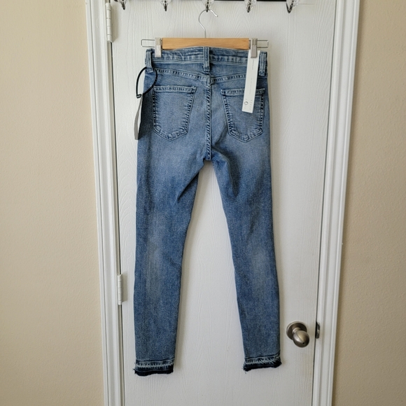Current/Elliot High Waist Stiletto Jeans - Picture 4 of 13